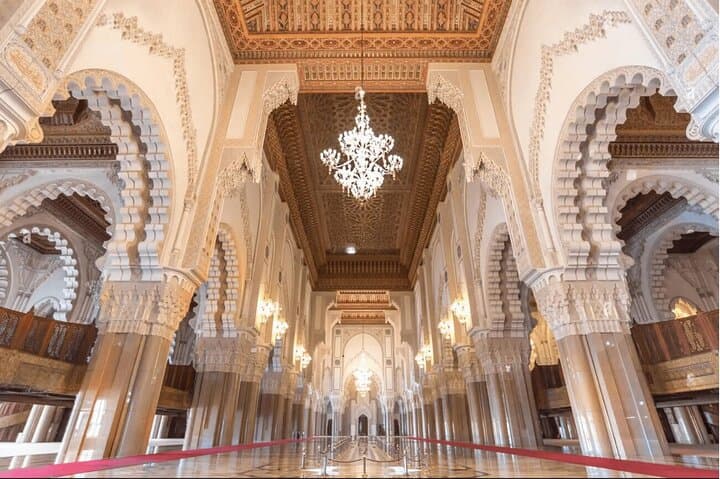 Private Casablanca Layover Tour with Round Trip Airport Transfers