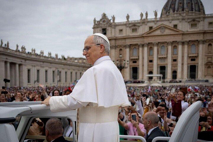Pope Leo XIV Papal Audience with Reserved Tickets & Expert Guide
