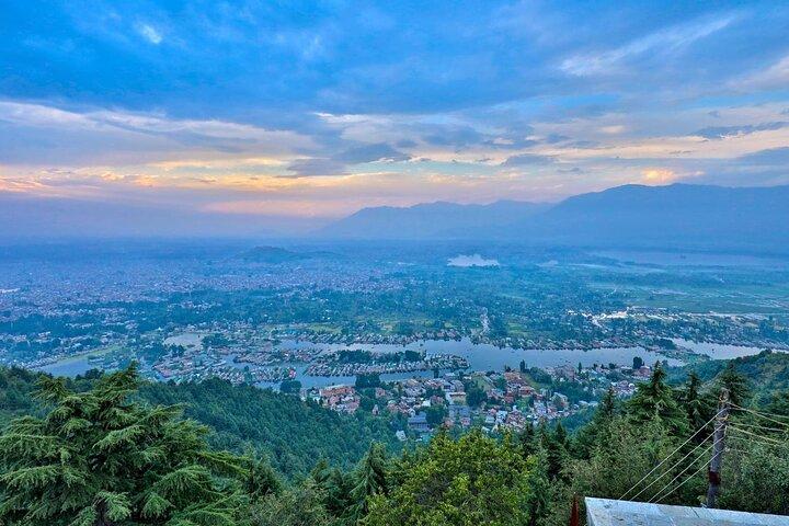 Srinagar- transfers+hotell+sightseeing