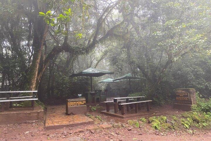 Twee dagen een nacht berg Kilimanjaro klimmen