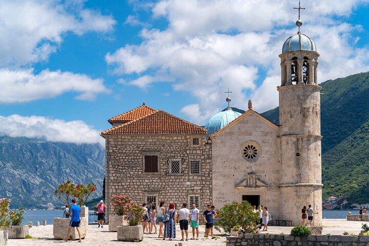 Boka Grand Cruise : Kotor, Blue Cave, Lady of the rocks fra Budva