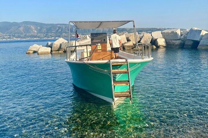 Scilla Boat Tour: Chianalea & Swim in Favazzina (from Torre Faro)