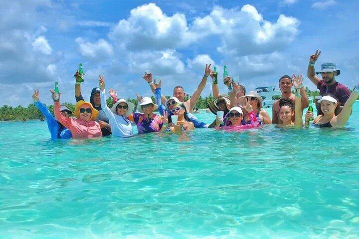 Saona Island: Katamaran, lunchbuffé och upphämtning ingår
