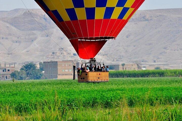 Luxor Sunrise Hot Air Balloon's World's Largest Open Air Museum