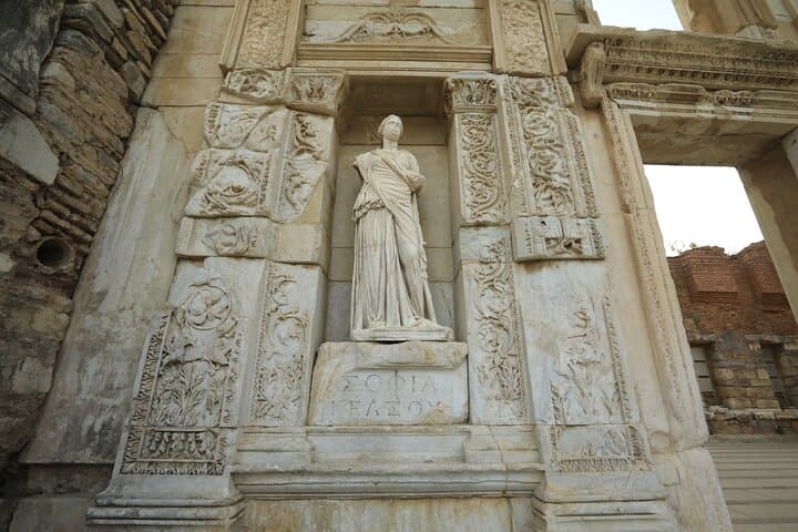 The Aegean Touch : Travel to Pamukkale, Priene, Ephesus, Kusadasi