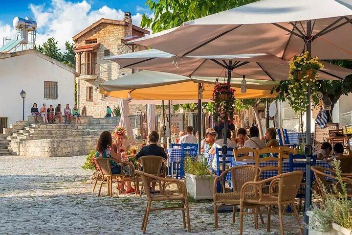 PRIVÉ TOUR | Troodos : Waterval, dorpen & Cypriotische lunch