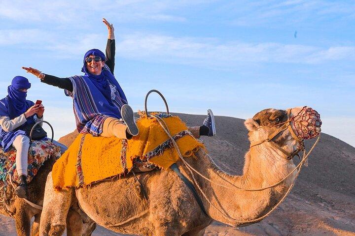 Marrakech: Romantic dinner in Agafay, camel ride and fire show