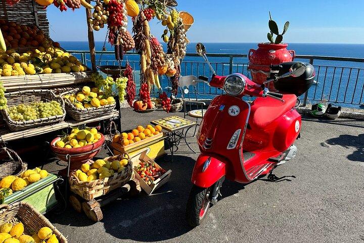 Amalfi Lemon Grove Vespa Tour Excursão panorâmica e degustação local