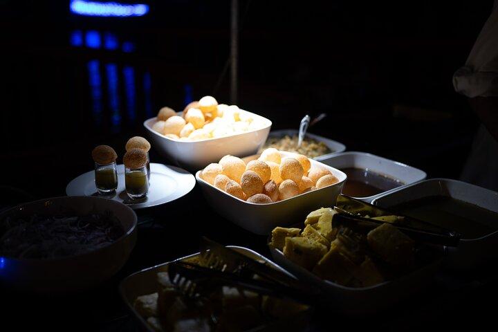Dubaï Marina Dhow Cruise avec dîner épicé indien et spectacle de lumière