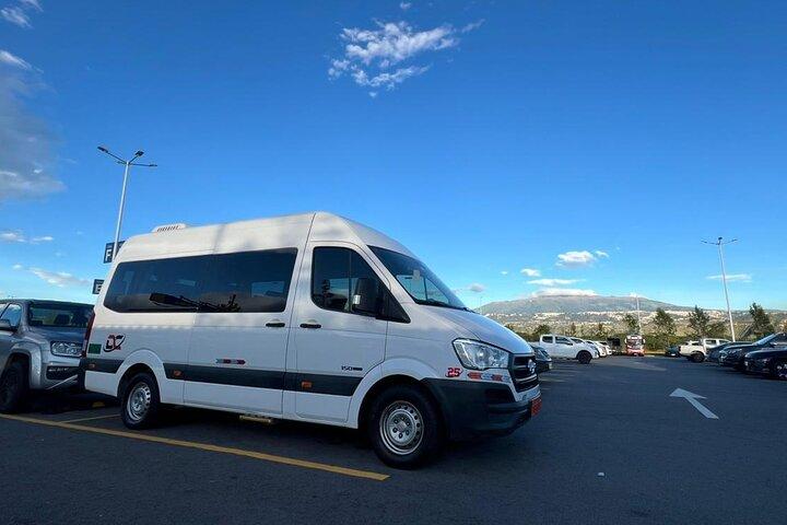 Quito Private Transportation Englischsprachiger Fahrer für 8 Stunden verfügbar