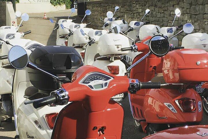 Noleggio Vespa intera giornata da Castellina in Chianti
