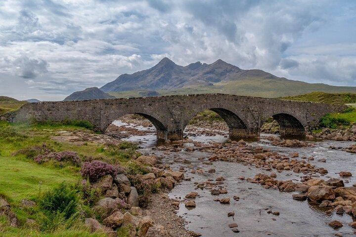 Excursión guiada privada a la Isla de Skye desde Inverness Escocia
