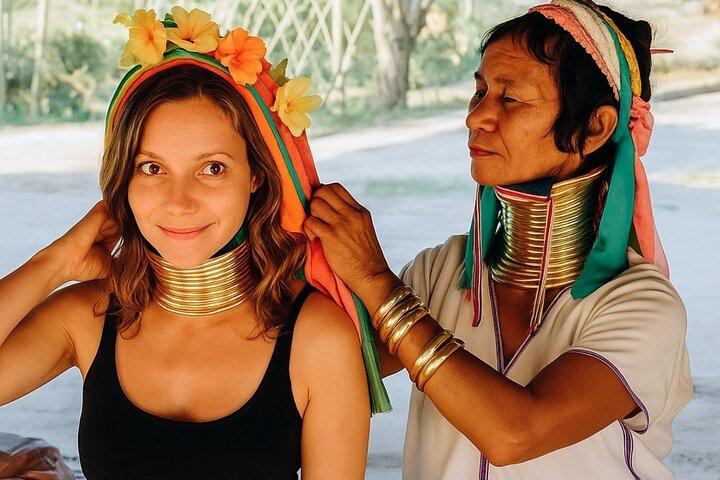 Chiang Rai White, Red, Blue Temples Tour + Lunch (Fr. Chiang Mai)