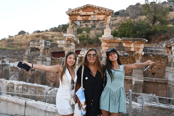 Excursión de lujo a Éfeso y Virgen María desde el puerto de Kusadasi