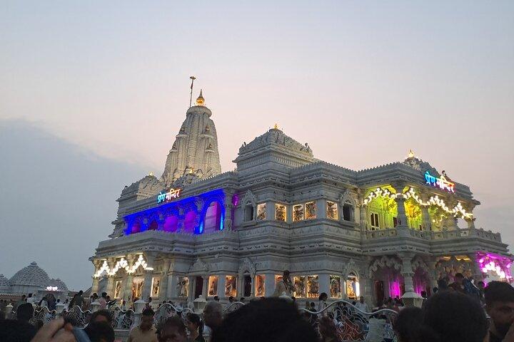 One-Day Spiritual Vrindavan Private Tour med bil (fra Delhi)