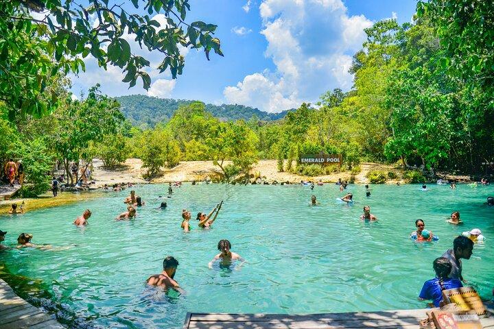 Tour della piscina e delle sorgenti termali della giungla di Krabi