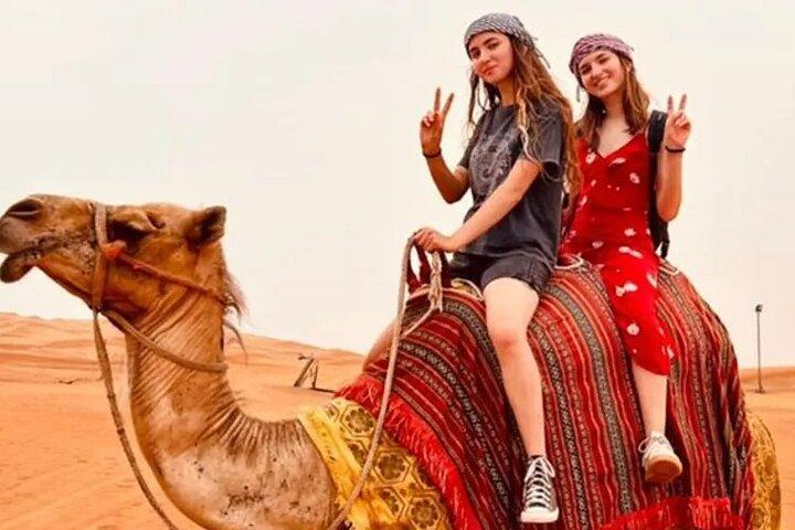 DESERT SAFARI 4x4, Buffet, Danse du ventre et plus encore