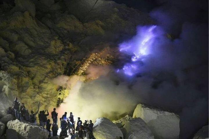 Bromo Sunrise & Mount Ijen Blue Fire 2D1N-From Surabaya