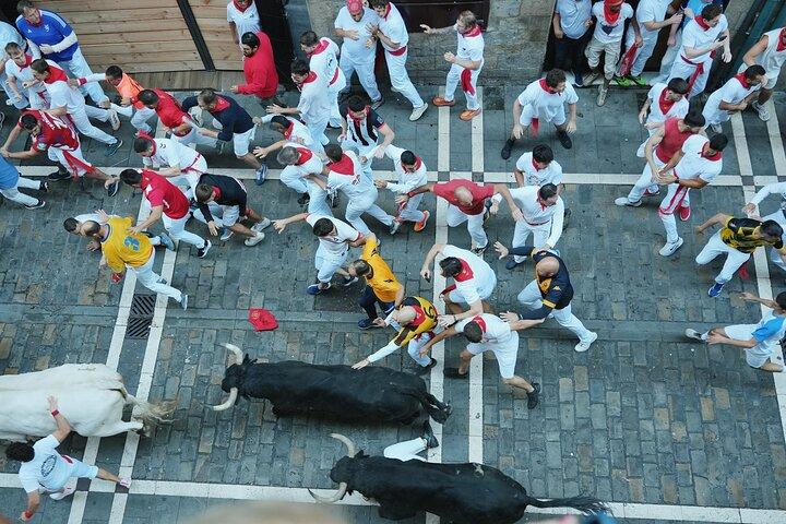 Corsa dei tori - Hemingway: Balcone VIP Estafeta e colazione
