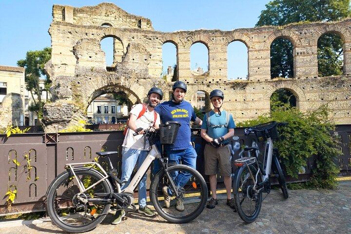 Voyage en vélo électrique avec repas: De Bordeaux à Saint-Emilion