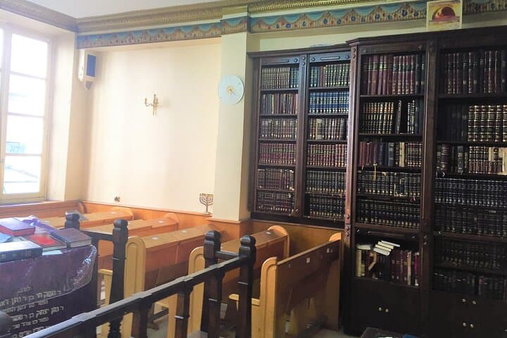 Historic Jewish Quarter Walk in Paris