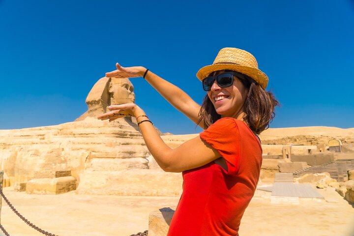 Visite privée d'une journée aux pyramides de Gizeh, au Sphinx, à Memphis et à Saqqarah