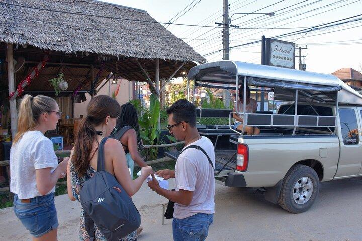 Fuga definitiva sull'isola di Kradan in barca a coda lunga da Koh Lanta