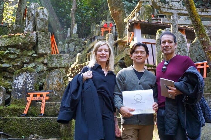 Kyoto: Fushimi Inari Hidden Hike (Private)