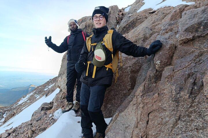 Mt Kenya 2 a 3 giorni di escursione Lenana Peak