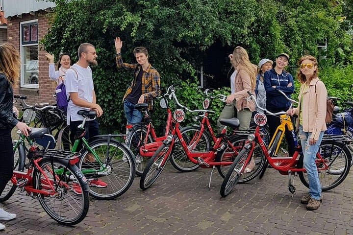 Full-Day Private Guided Countryside Tour from Amsterdam by Bike