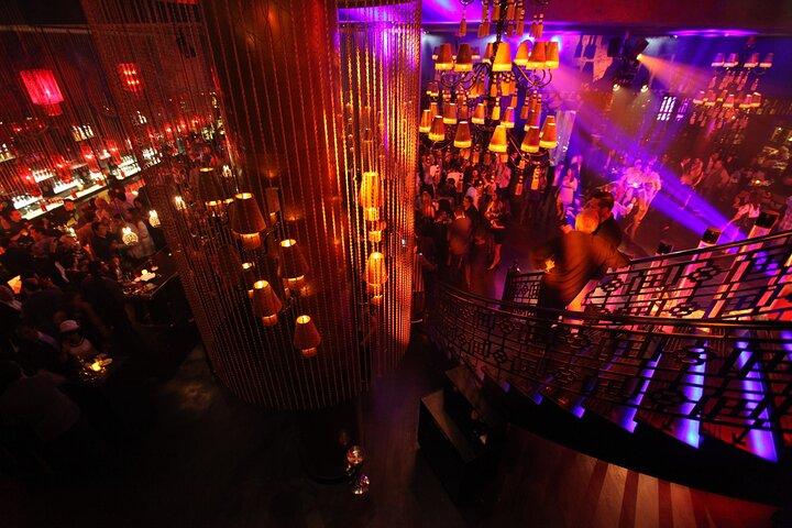Night Out at Little Buddha – Indgang og transport fra Hurghada