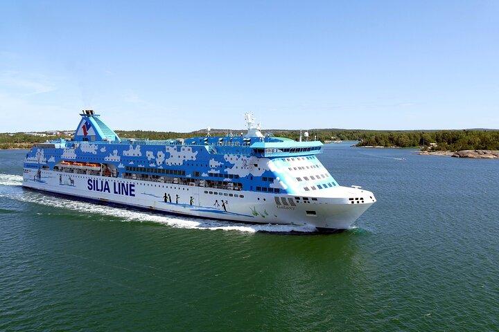 Luxusreise nach Tallinn ab Helsinki + Sightseeing + VIP-Auto