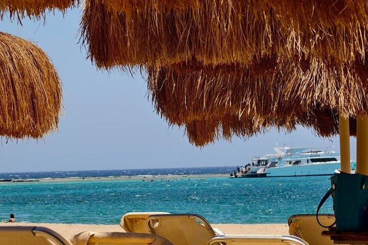 Privétransfer van Luxor naar El Gouna met Dendera Temple