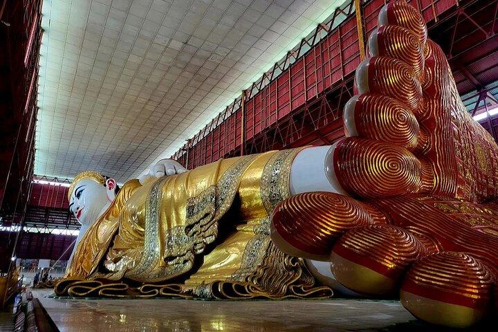 Visite privée de Yangon – Bouddha, marché et coucher de soleil Shwedagon