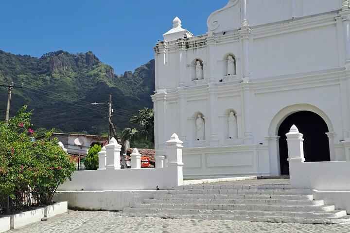 La Puerta del Diablo Hike & Local Food Tasting (Private Tour)