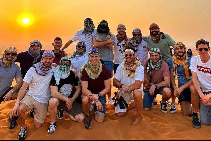 Safari VIP Red Dune avec 4x4 Pick/Drop, CamelRide, BBQ, Dîner