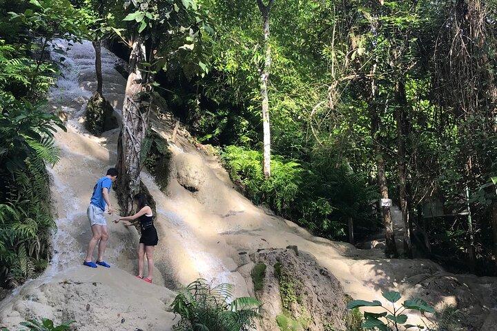 Privater Sticky Waterfall TAG nach Elephants Sanctuary & Blue Temple
