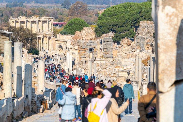 Ephesus Ancient City Tour fra Izmir Udforsk historiske vartegn