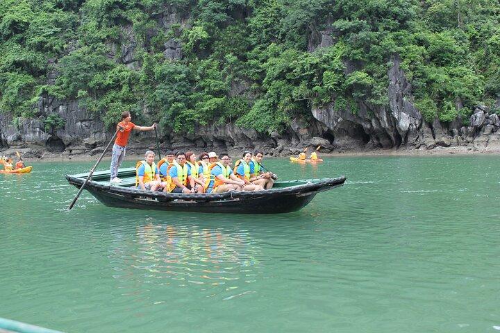 Starlight Ha Long Bay Deluxe Cruise 2 jours 1 nuit Expérience