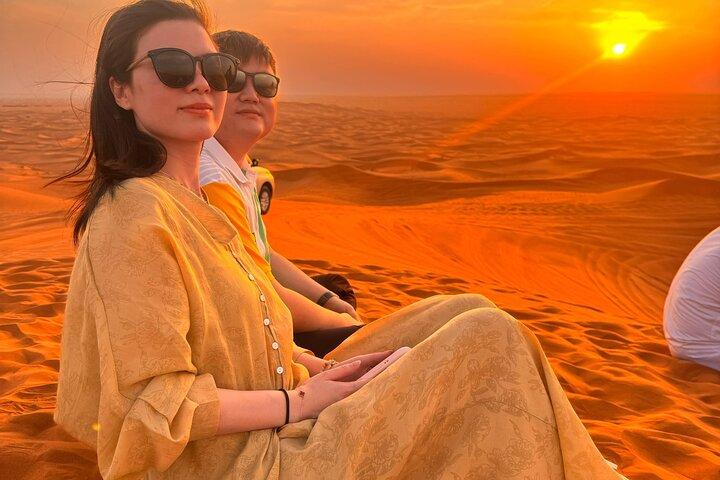 Bedste Desert Safari Dubai Falcon fotografering kamel BBQdinner&shows