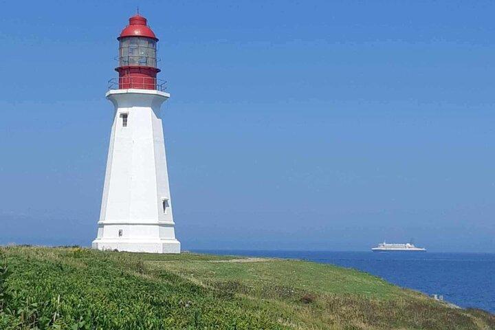 Sydney City and lighthouse coastal scenic drive Tour, nova scotia