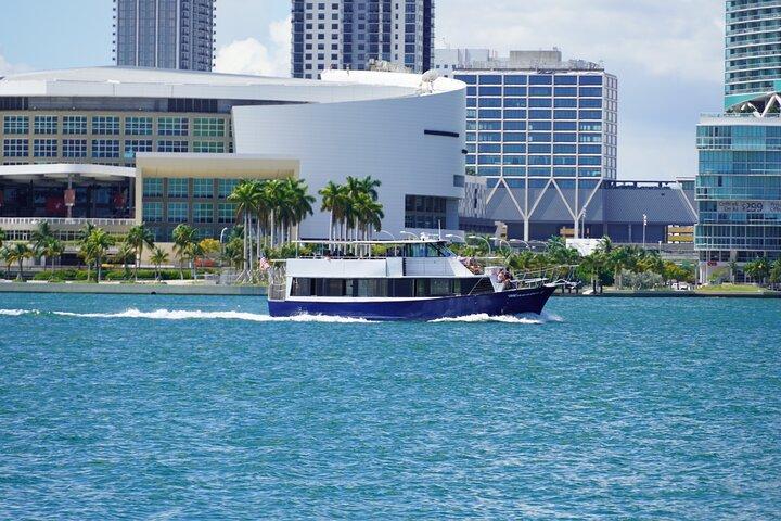 2 timmar Miami Private Boat uthyres med kapten ingår