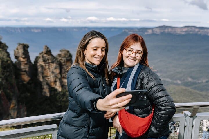 Sydney Blue Mountains Day Tour with Wildlife Park and Waterfalls
