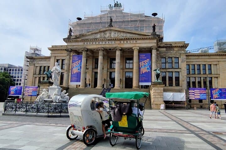 Rickshaw Tour-Cruise Ship guests arrive 9.30 upto 11.30 am Berlin