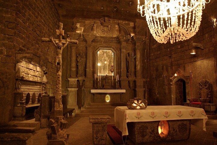 Wieliczka塩鉱完全ガイドツアーホテルピックアップ