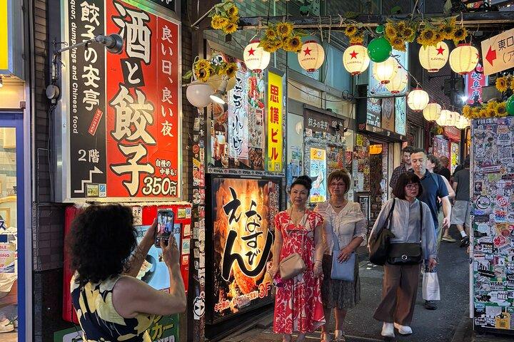 Shinjuku Izakaya Night Hopping Tour