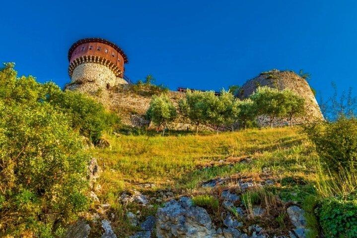 Zipline Albania Avventura e Castello di Petrela da Durazzo/Golem