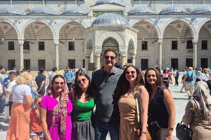 Private Tour Guide and Driver in Istanbul