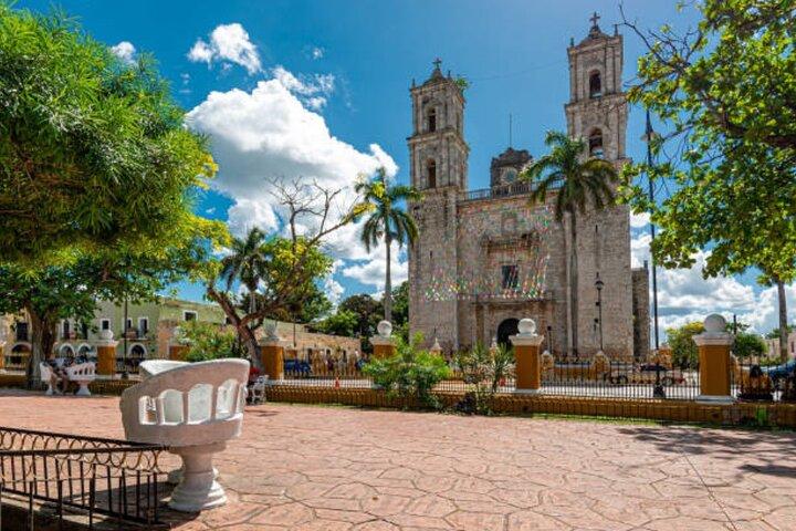 Chichen Itza Valladolid och Sacred Cenotes Tour