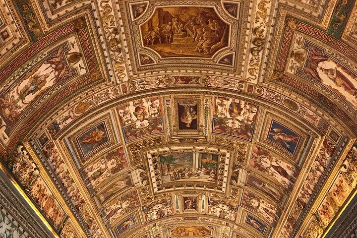 Vatican Museums Sistine Chapel Ticket with Pickup